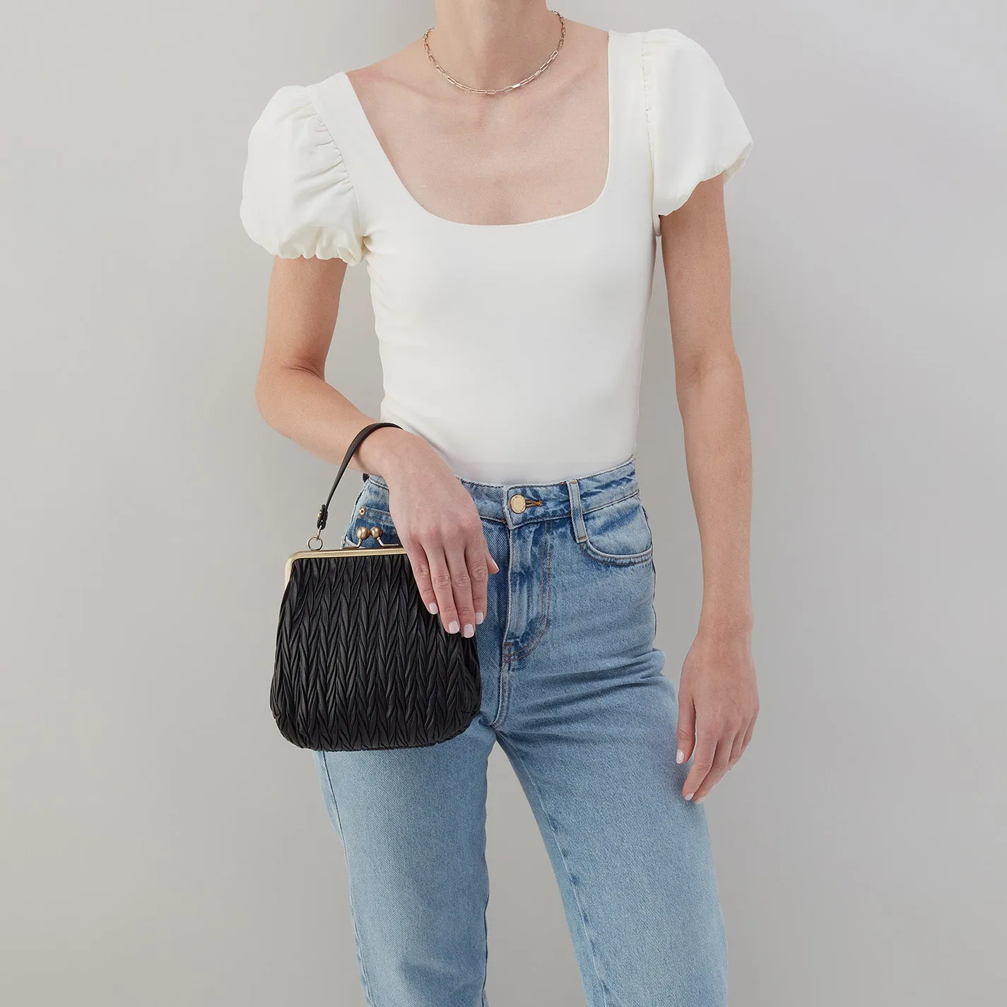 Alba Crossbody In Soft Pleated Leather - Black