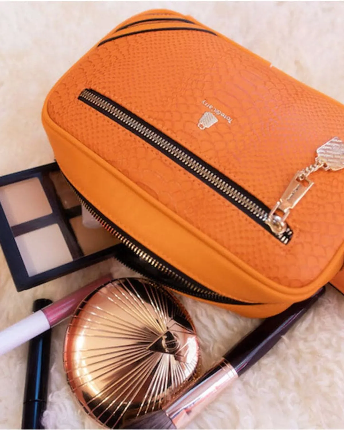 Apollo 1 Toiletry Bag in Tangerine