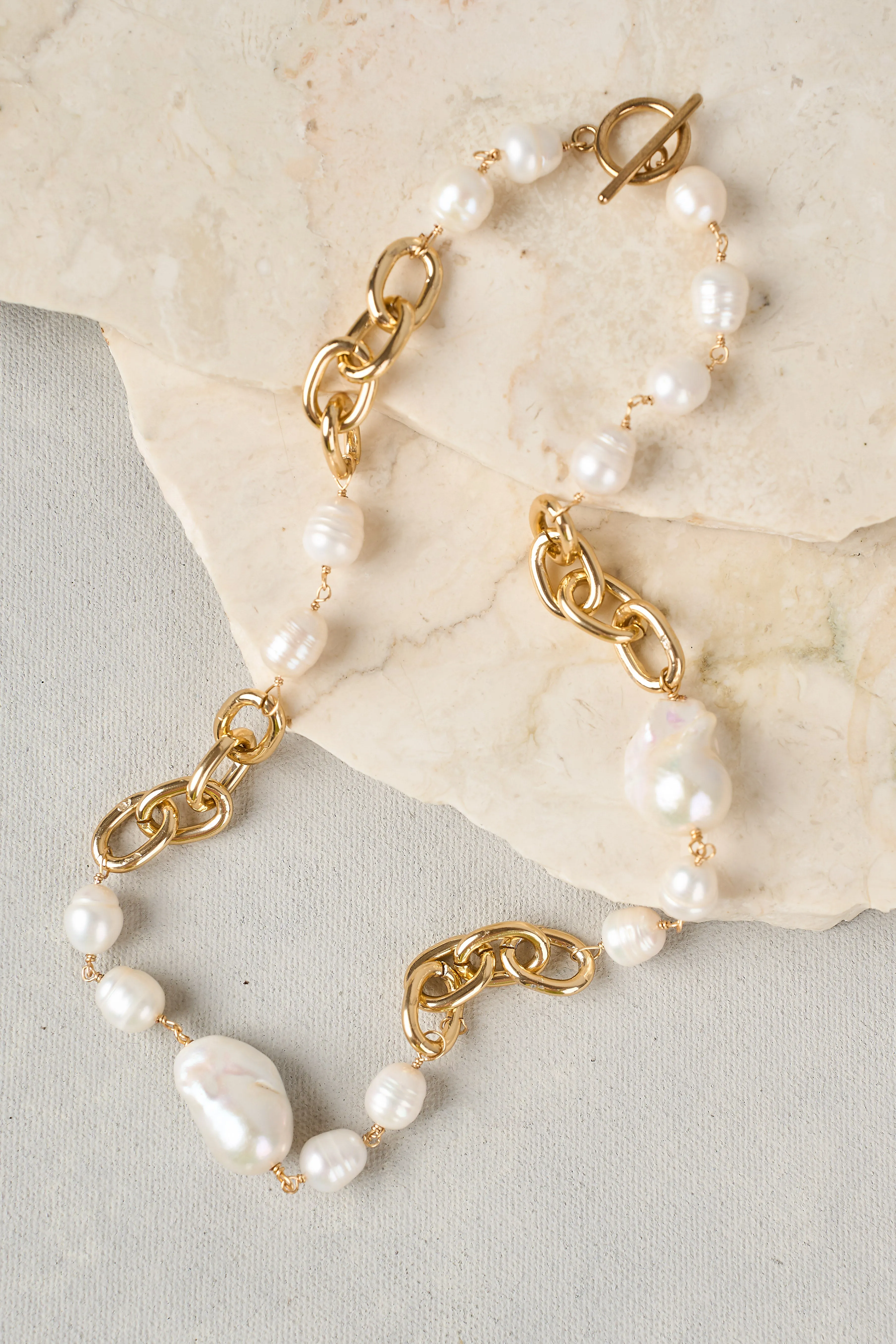 Baroque Pearl & Chain Necklace - Gold