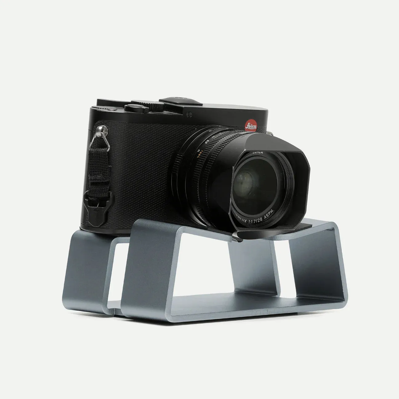 BASE Object 05 - Camera Stand