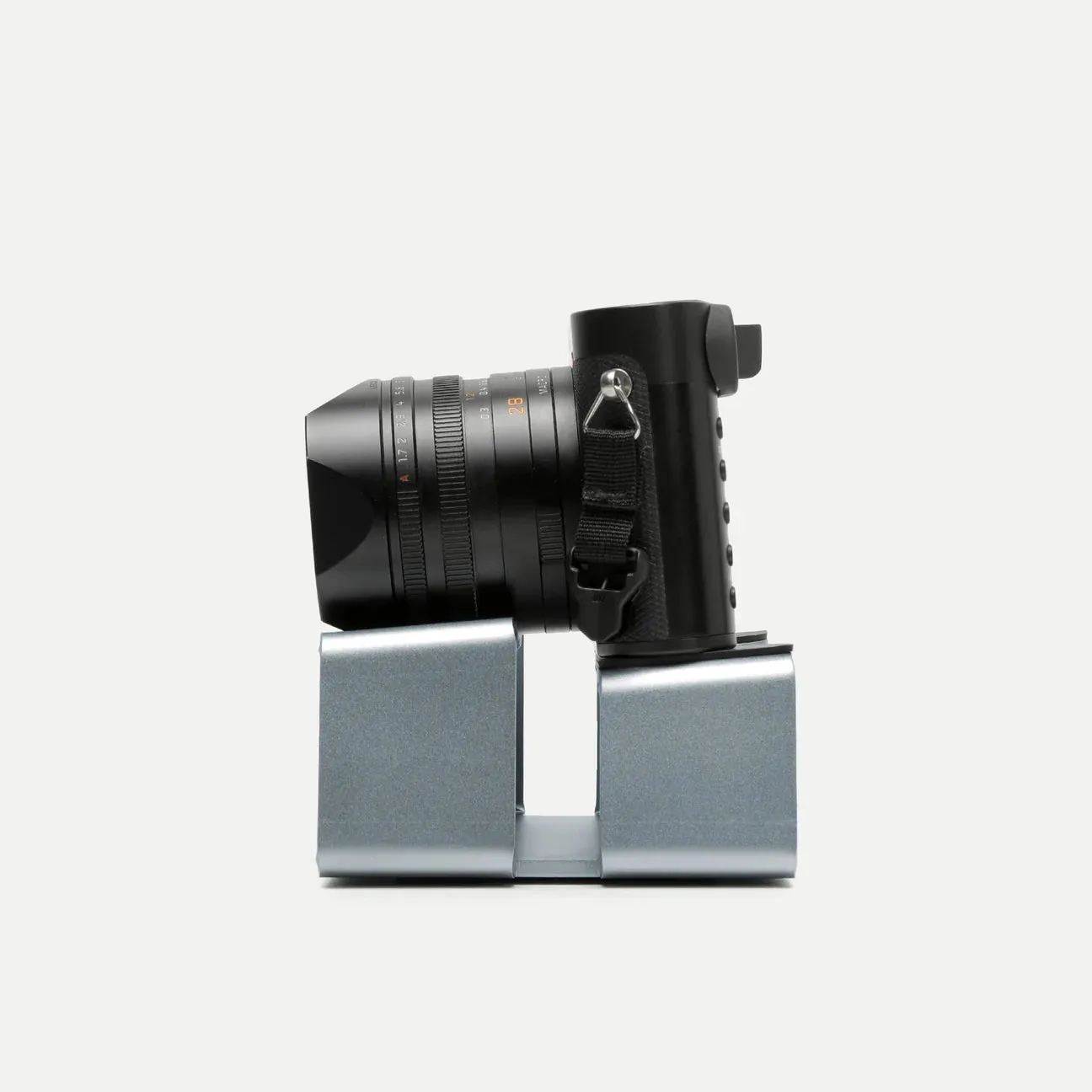 BASE Object 05 - Camera Stand