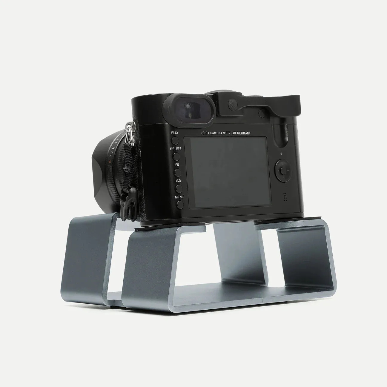 BASE Object 05 - Camera Stand