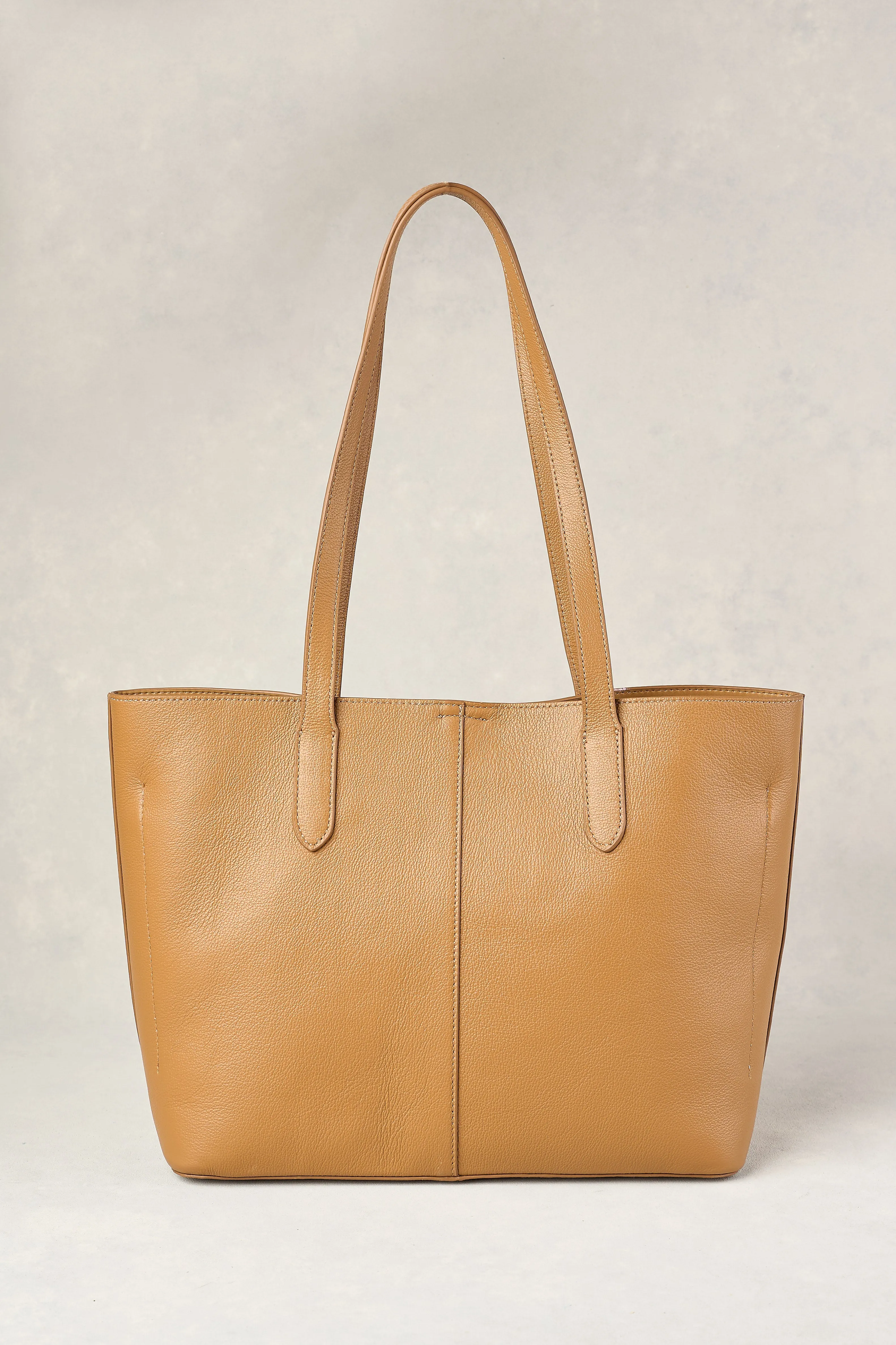 Beverly Bee Leather Tote - Tan