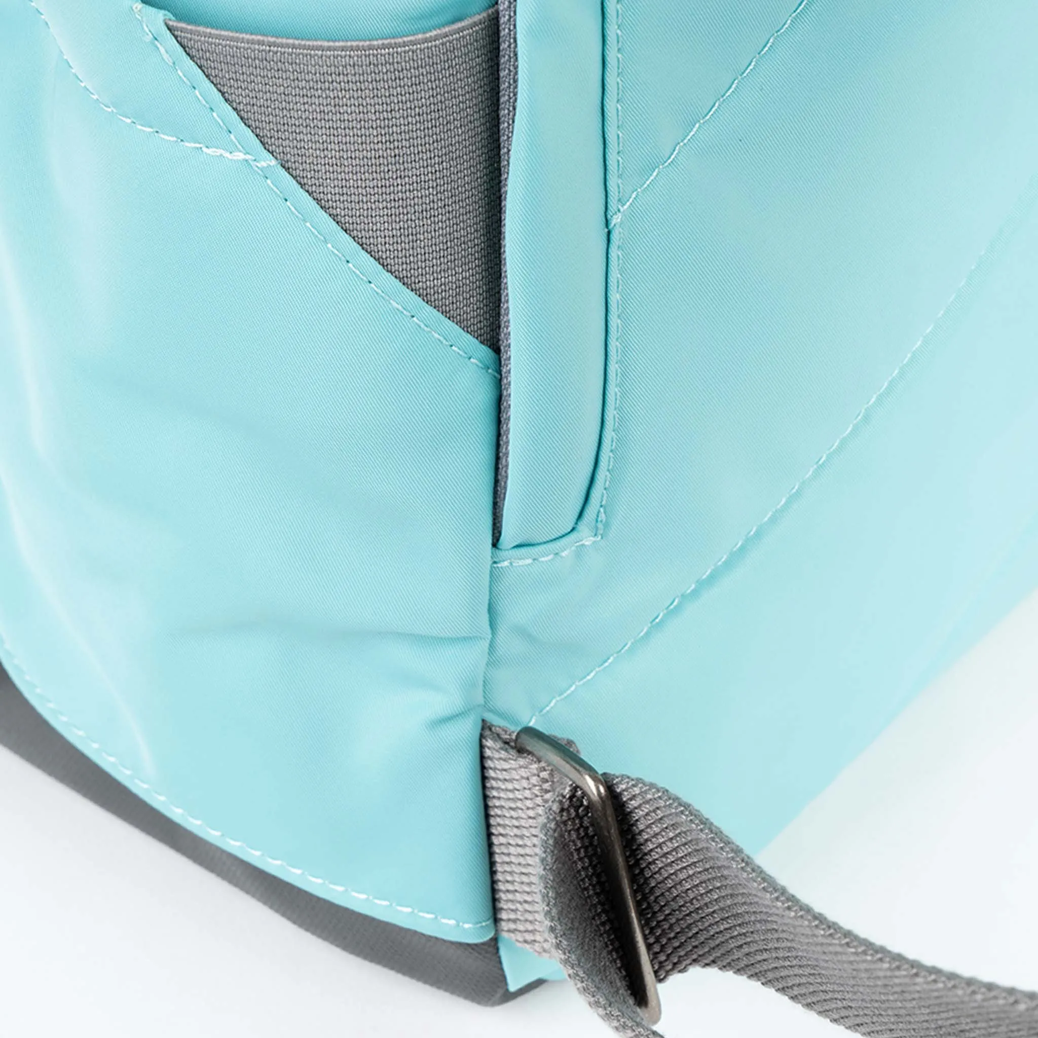 Camden P Aquatic Awe Recycled Nylon