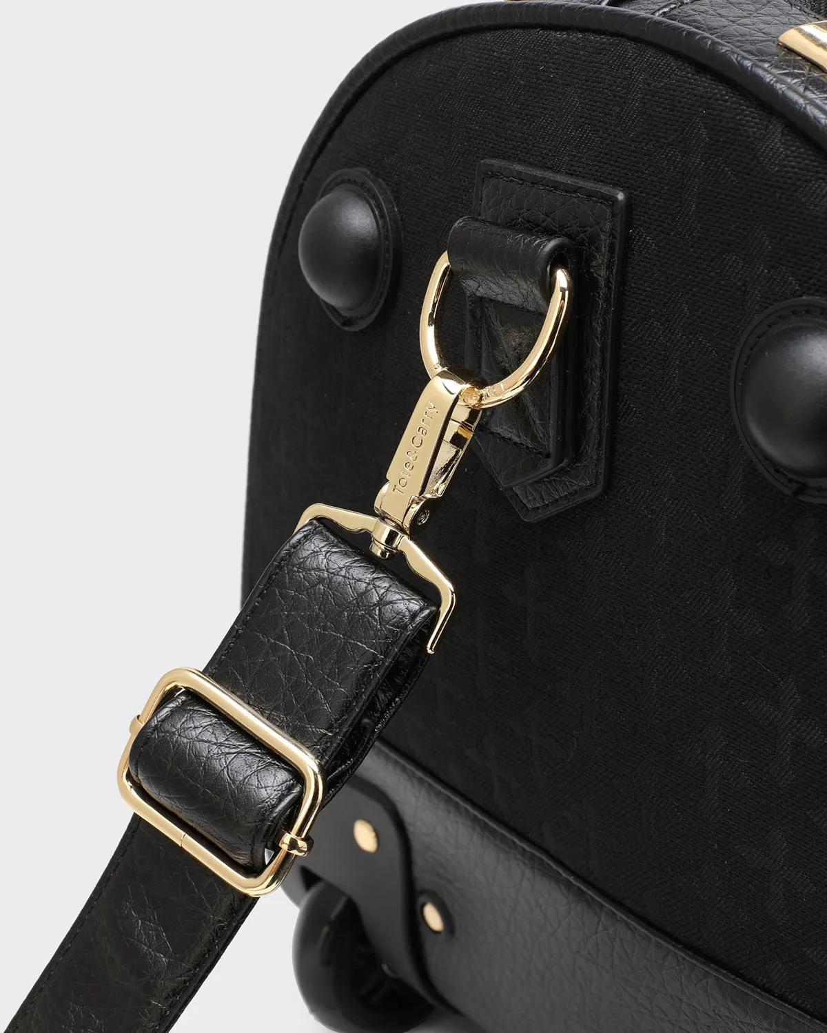 Cross Rolling Travel Set in Black