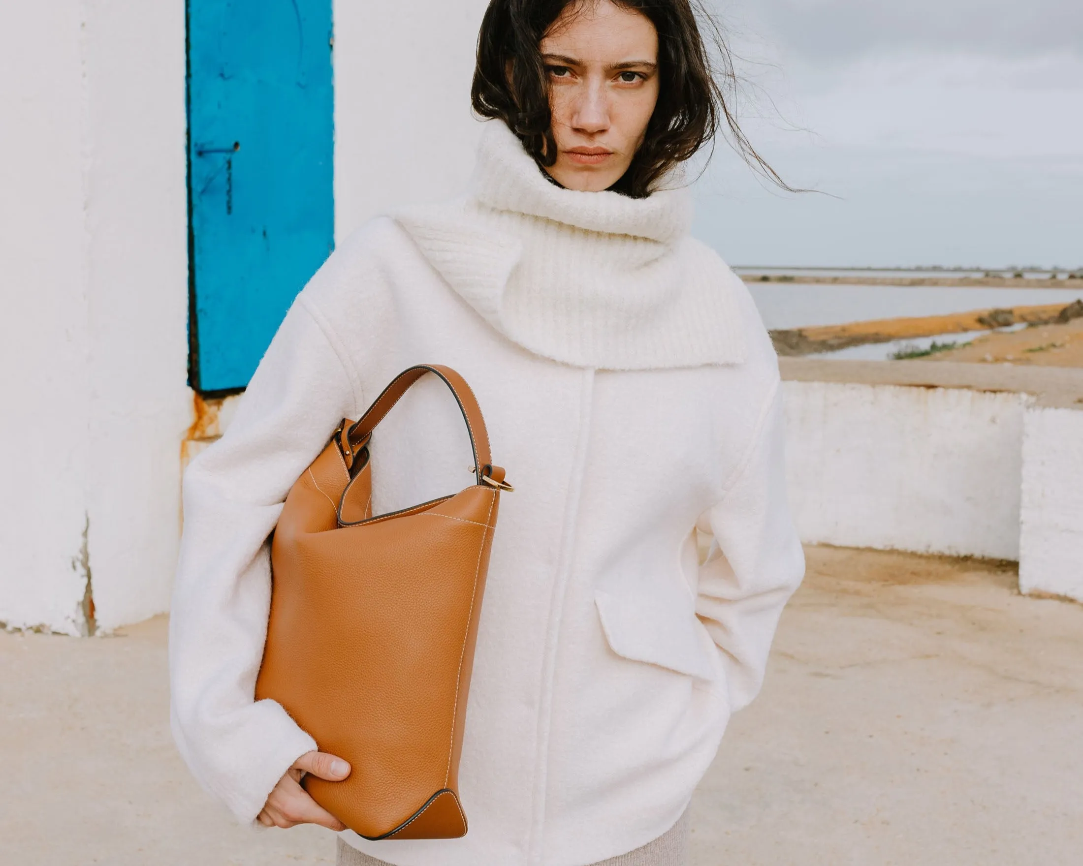 Curve Bag