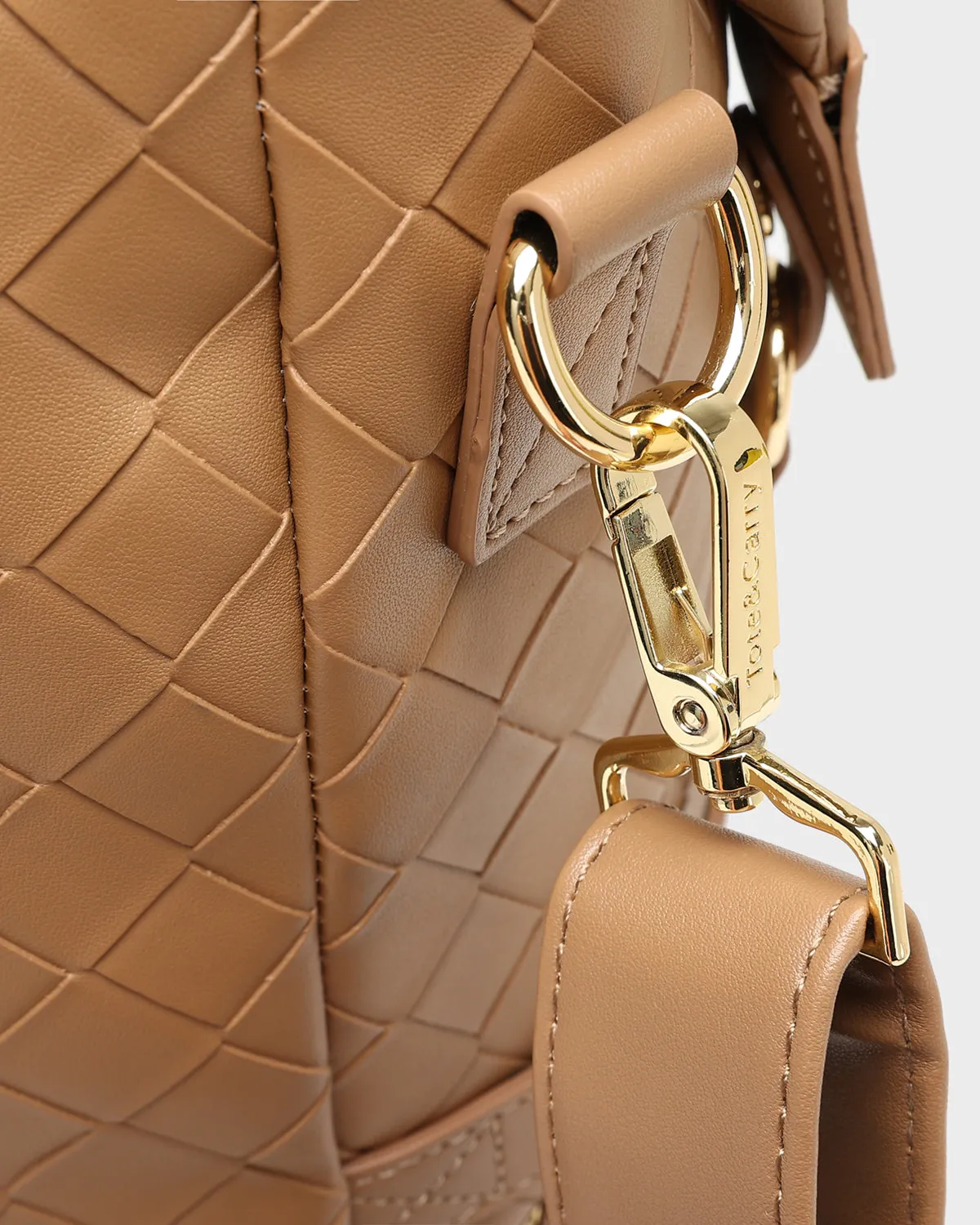 Duffle Bag Boy in Caramel Brown