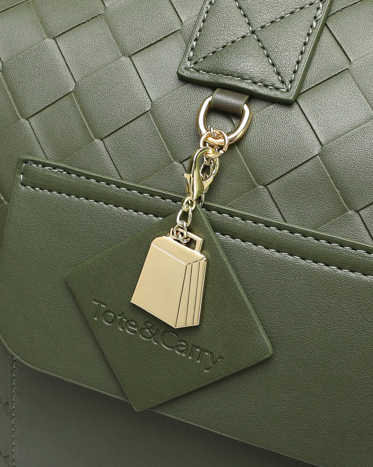 Duffle Bag Boy in Olive Green