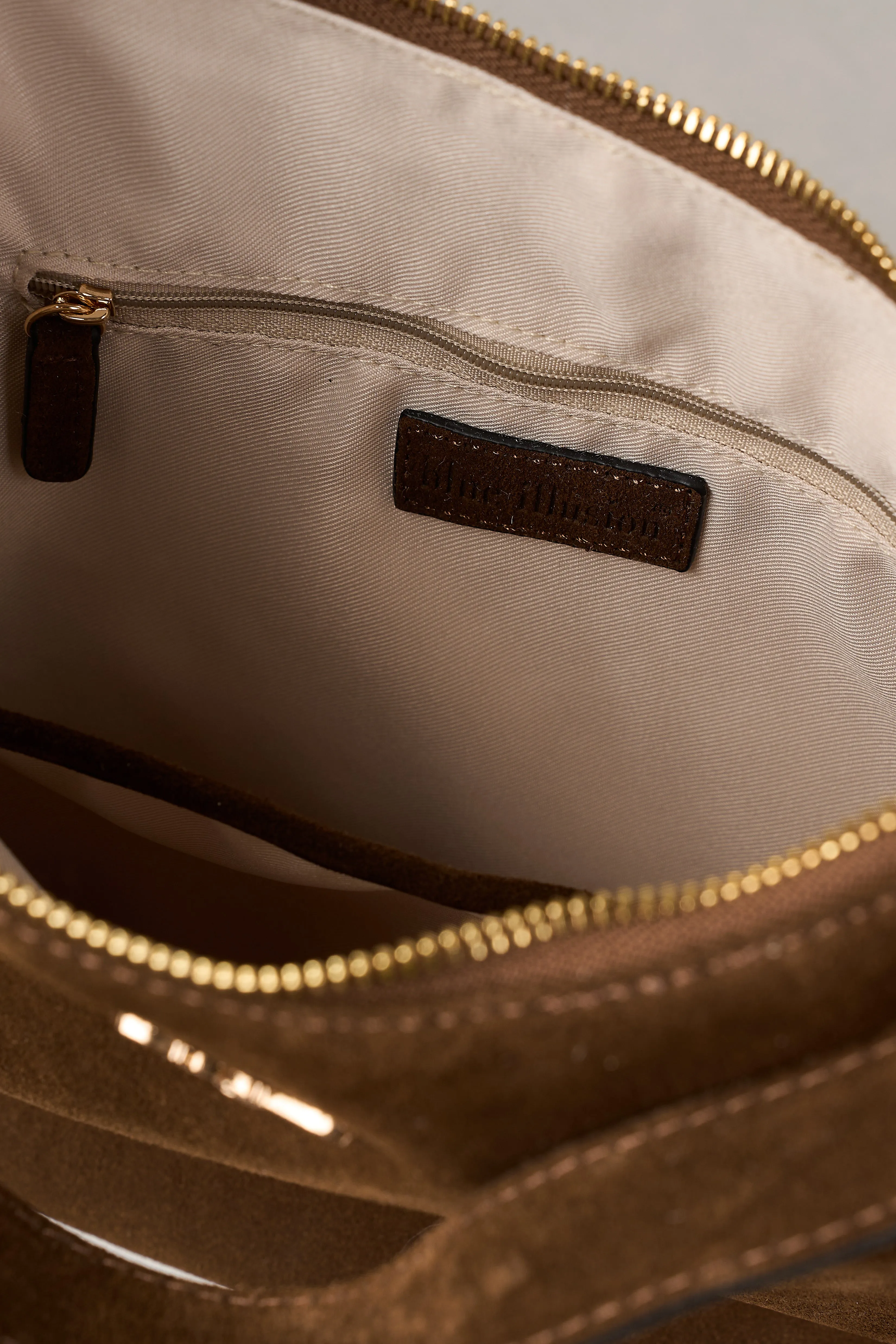 Ebony Suede Handbag - Chocolate