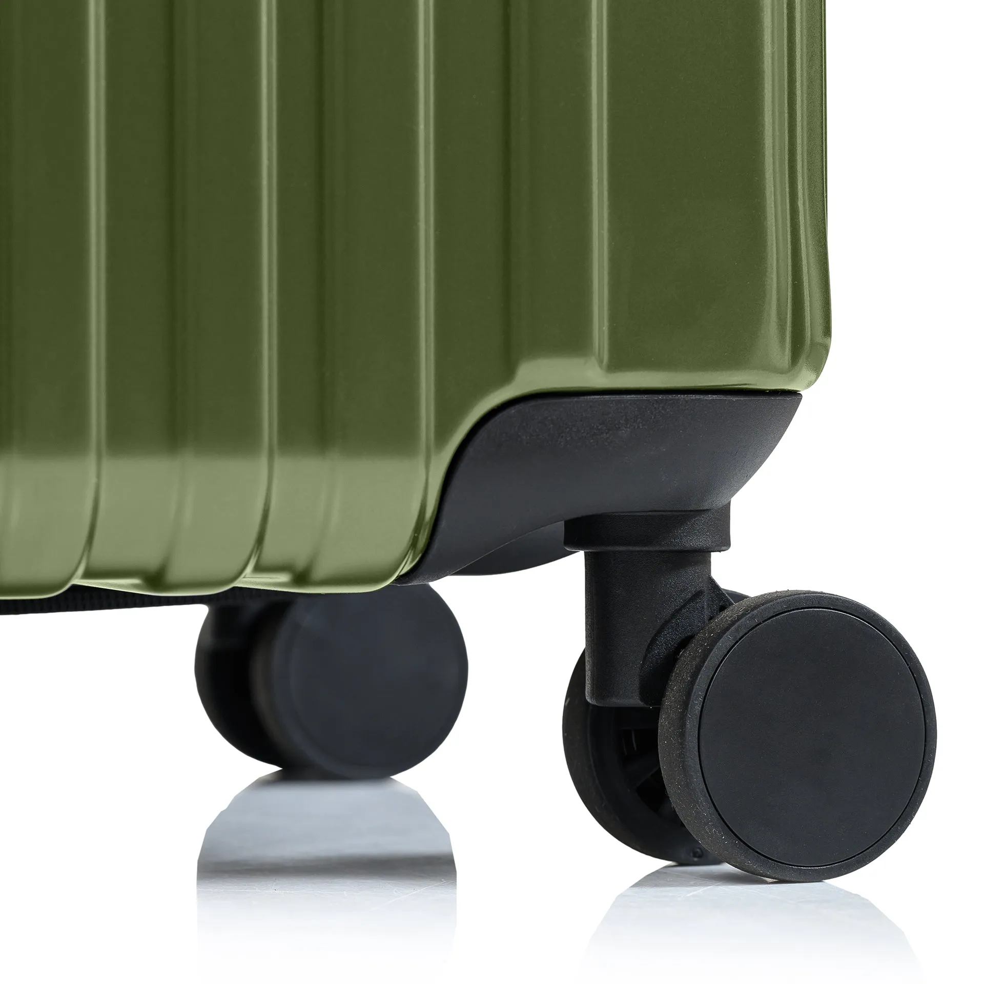 Element Hardside 28 Luggage
