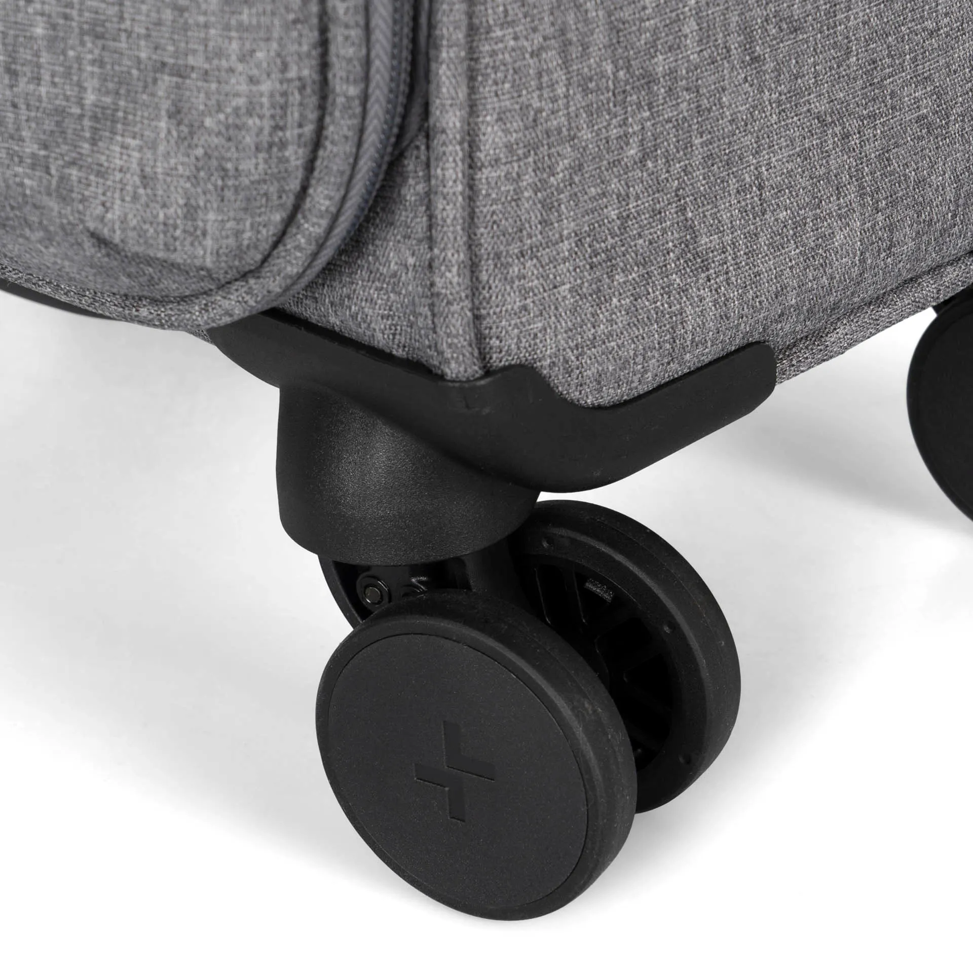 Expedition Softside 22 Carry-On Luggage