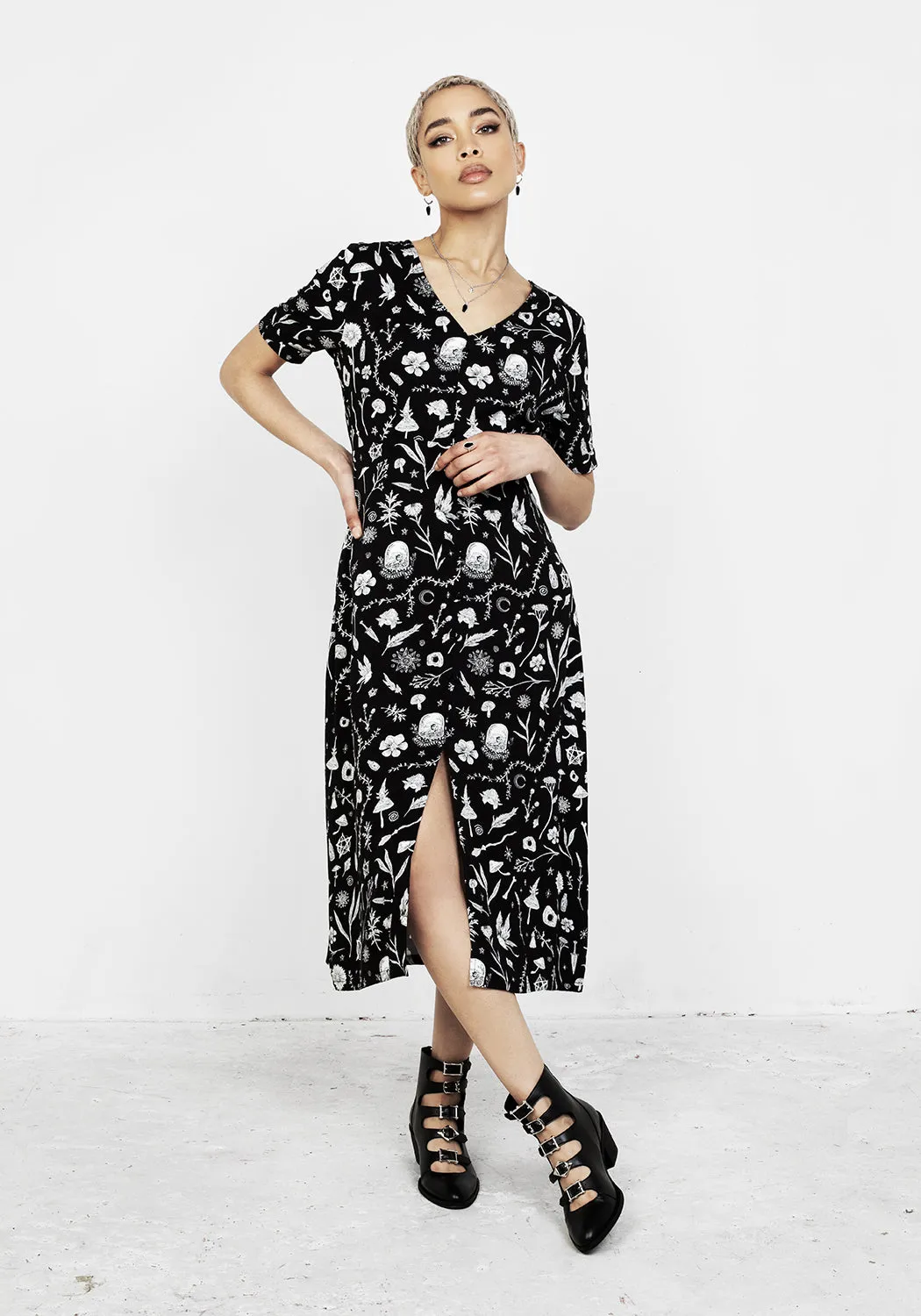 HEDGEWITCH V-NECK MIDI DRESS