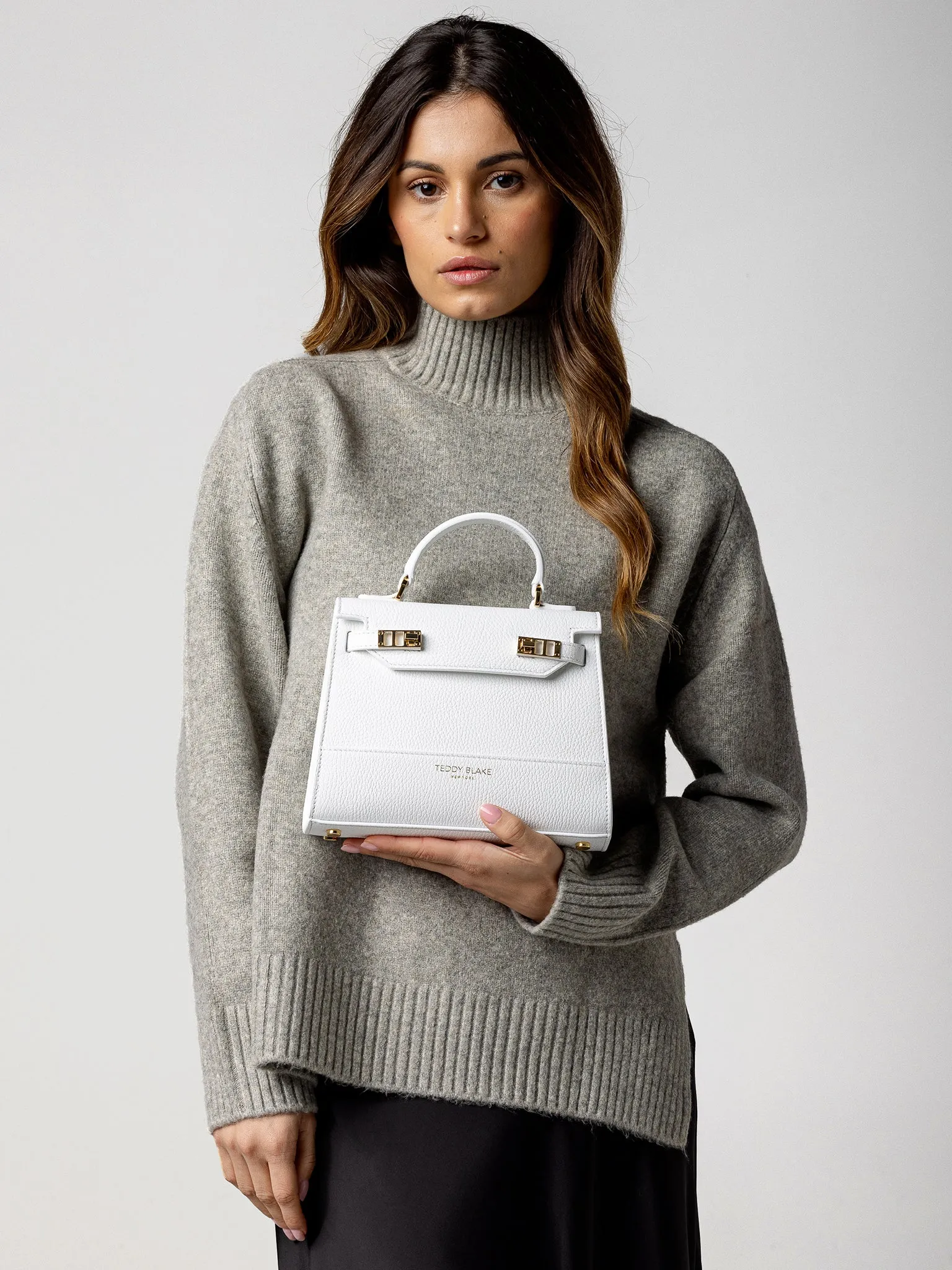 Kim Stampato 9 - White