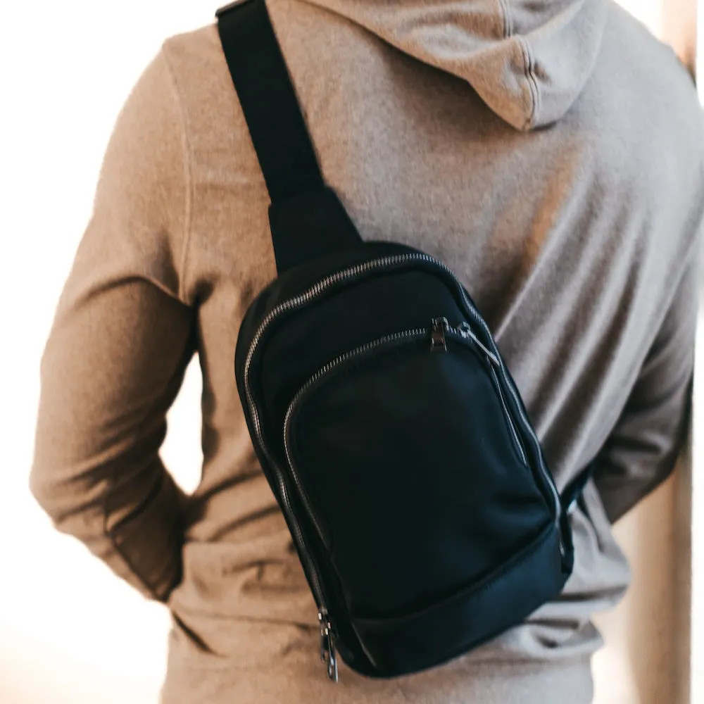 L'uomo Man Crossbody Bag