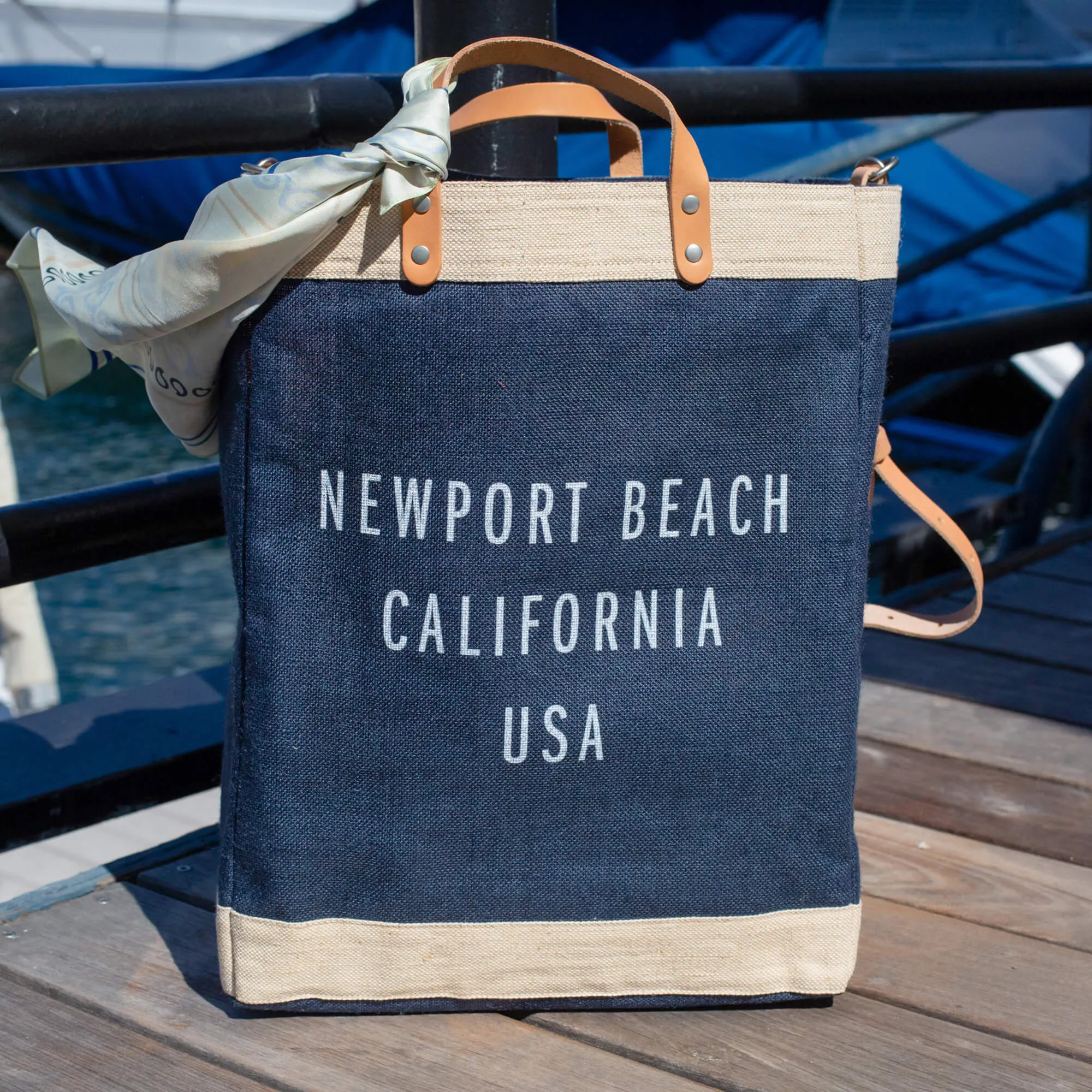 Market Bag in Navy with Strap