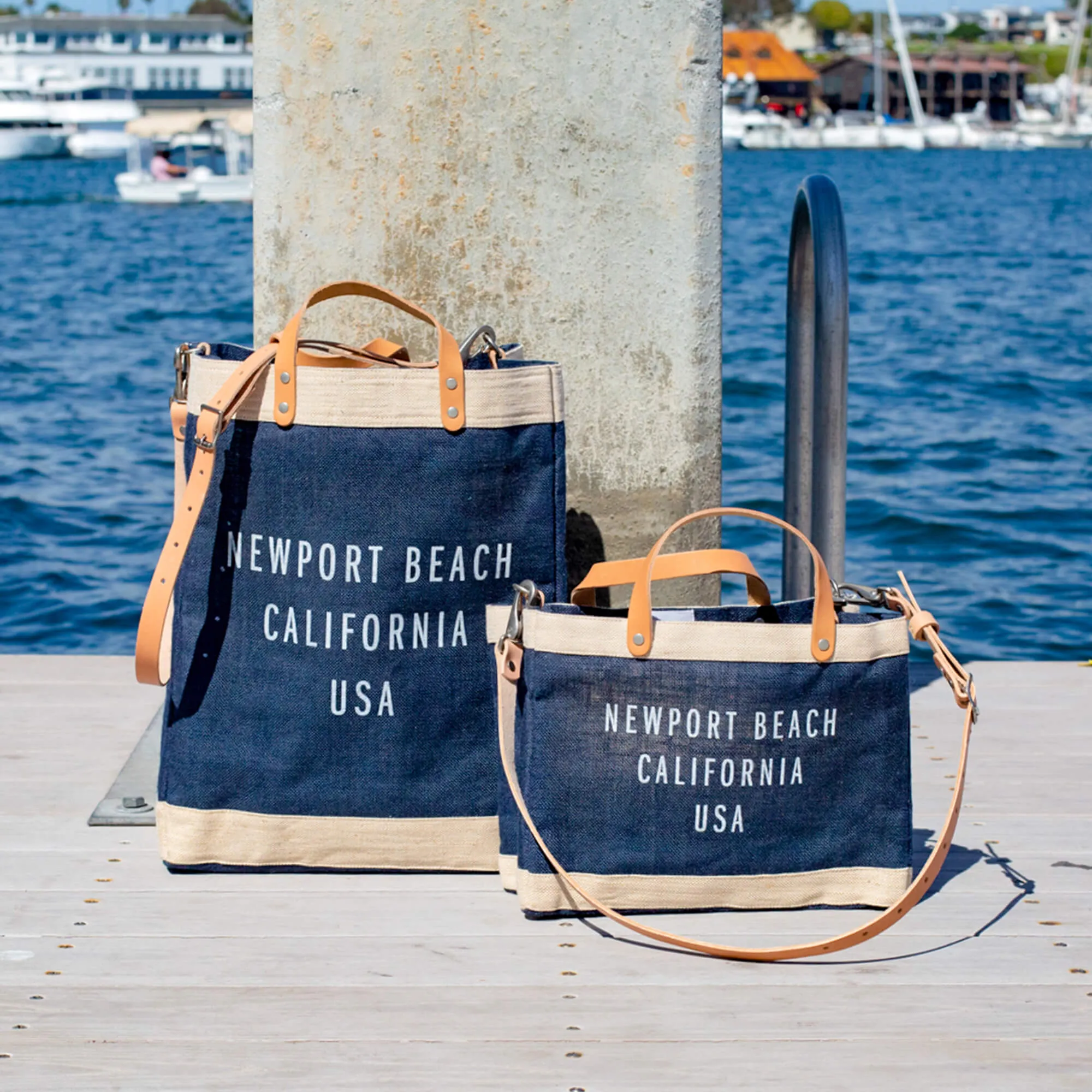 Market Bag in Navy with Strap