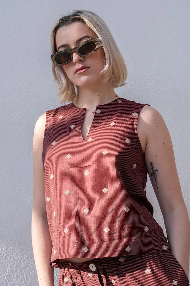 Nice Things Diamond Jacquard Chestnut Top