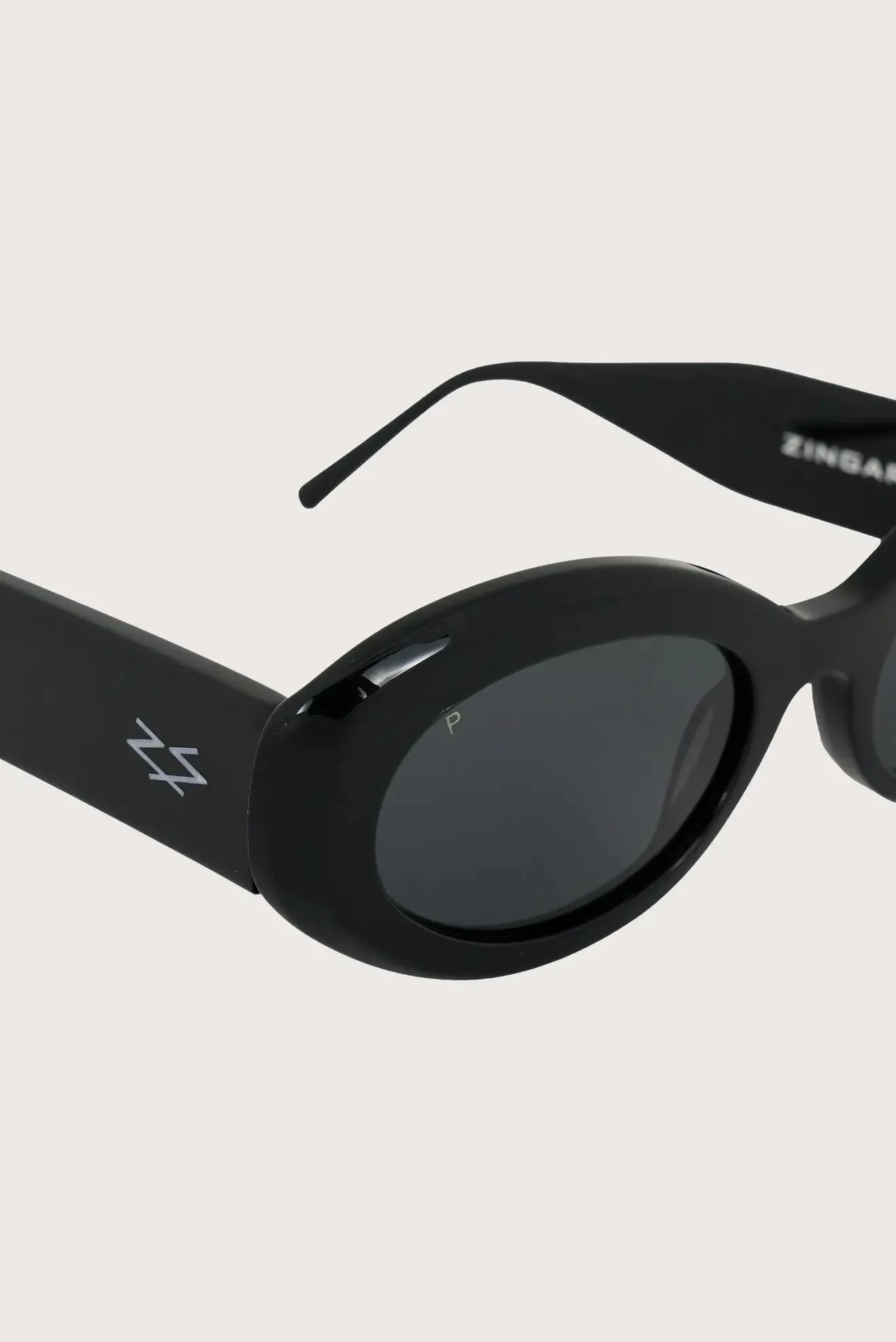 Shoom Sunglasses - Oval - Classic Black