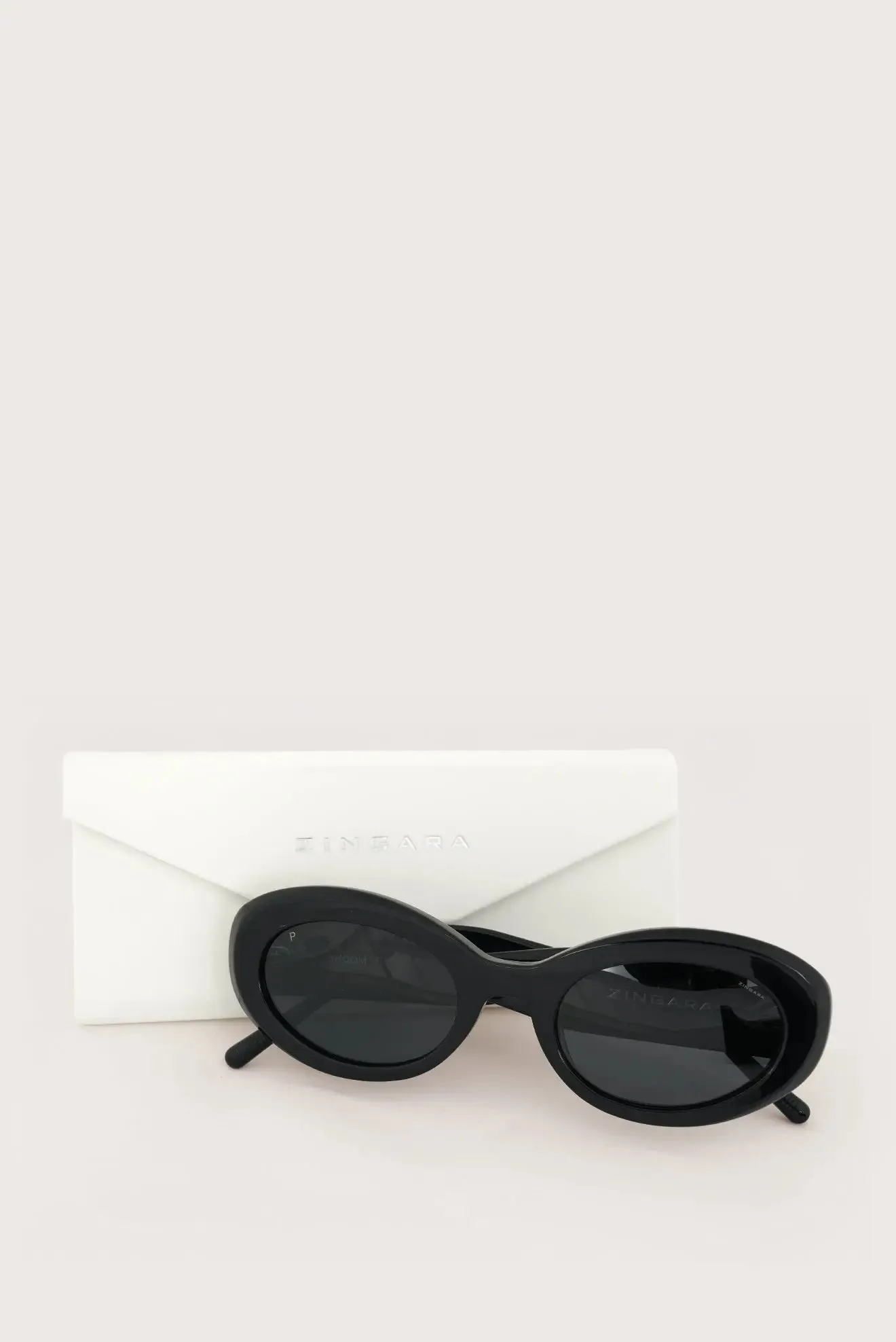 Shoom Sunglasses - Oval - Classic Black
