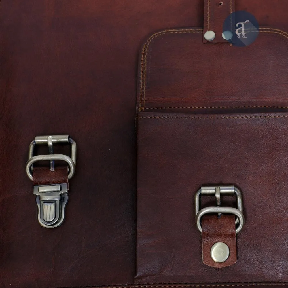 The Hacker Laptop Messenger