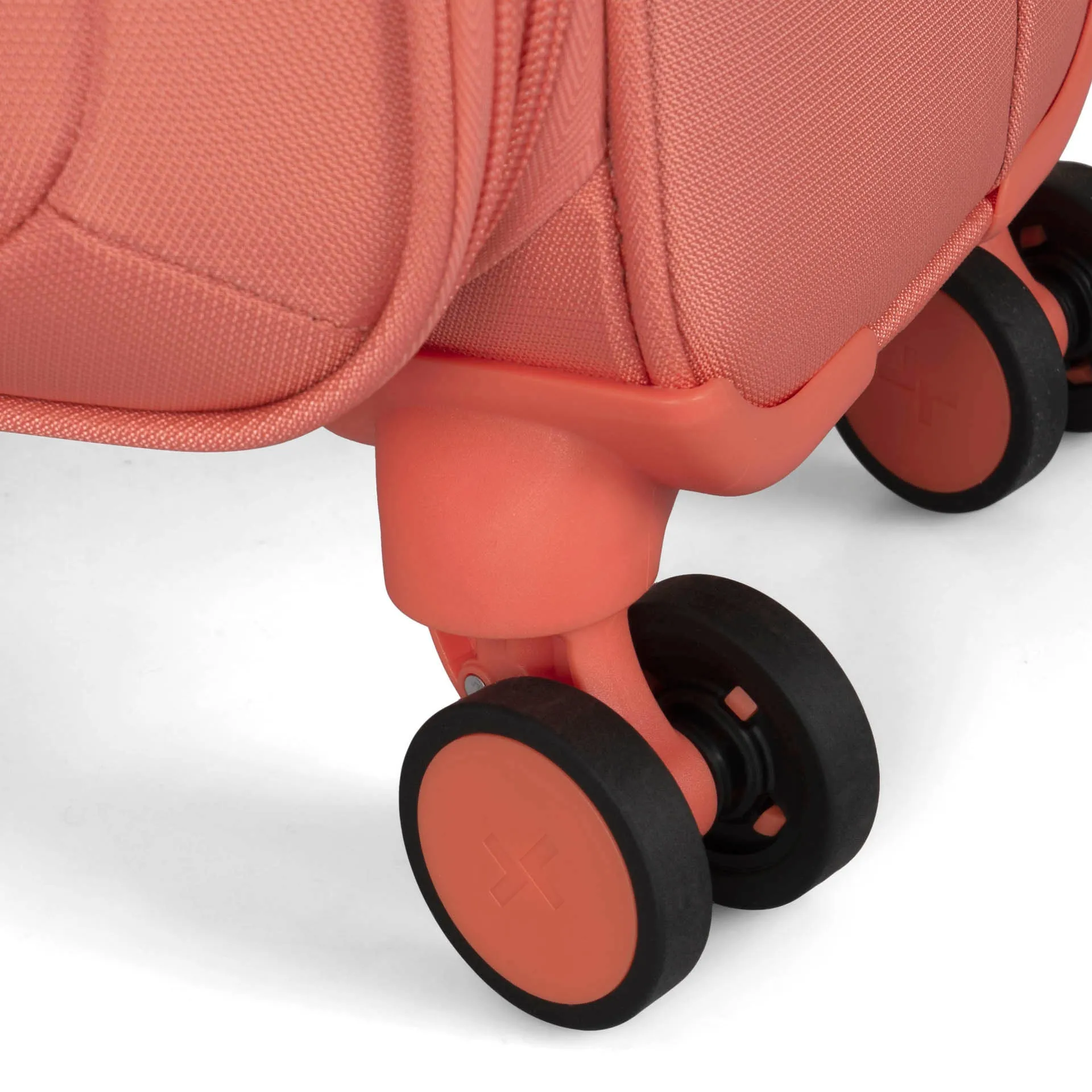 Verona Softside 21 Carry-on Luggage