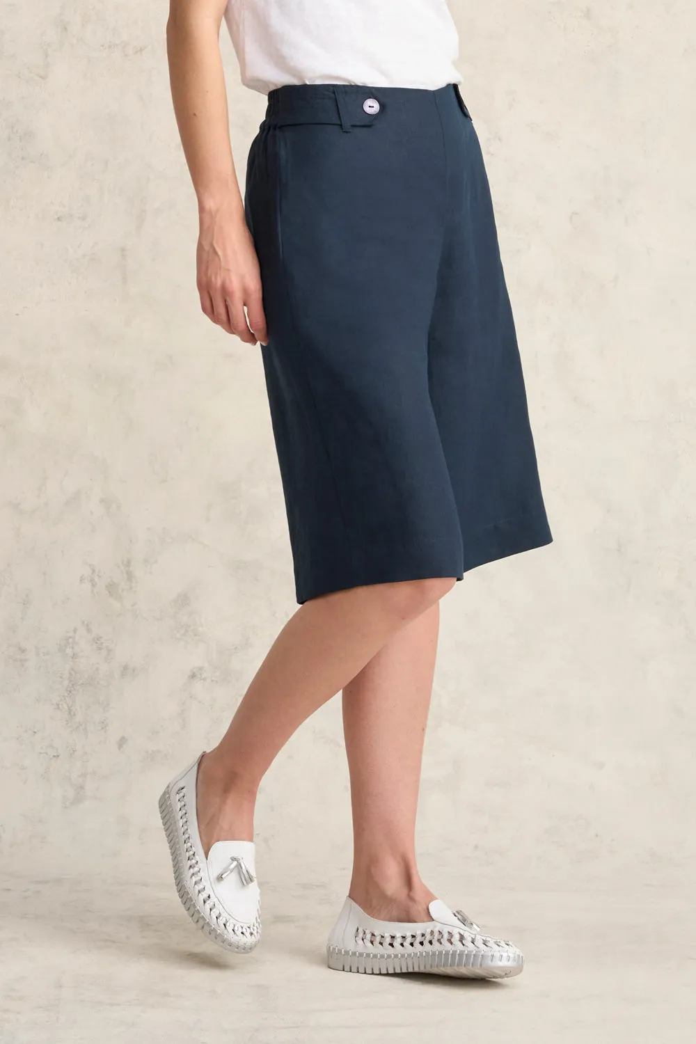 Waist Tab Linen Short - Ink